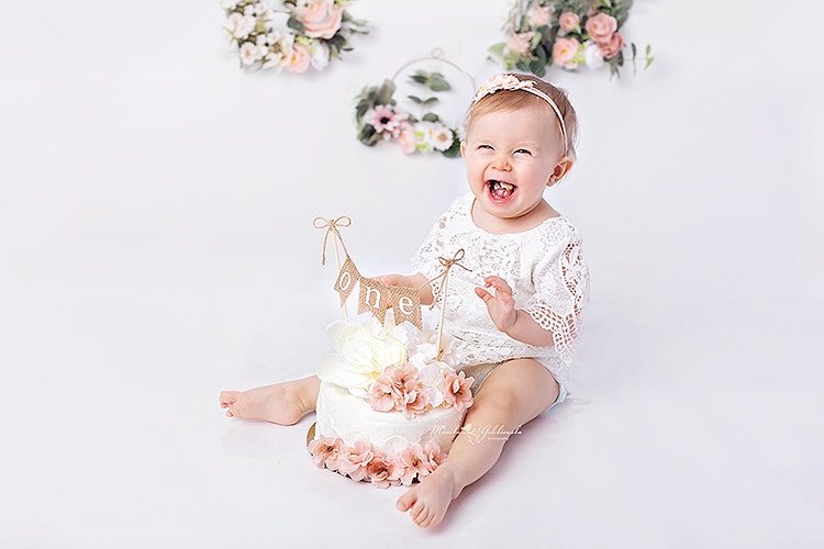 cake smash photographer long island first birthday photoshoot baby milestones 1